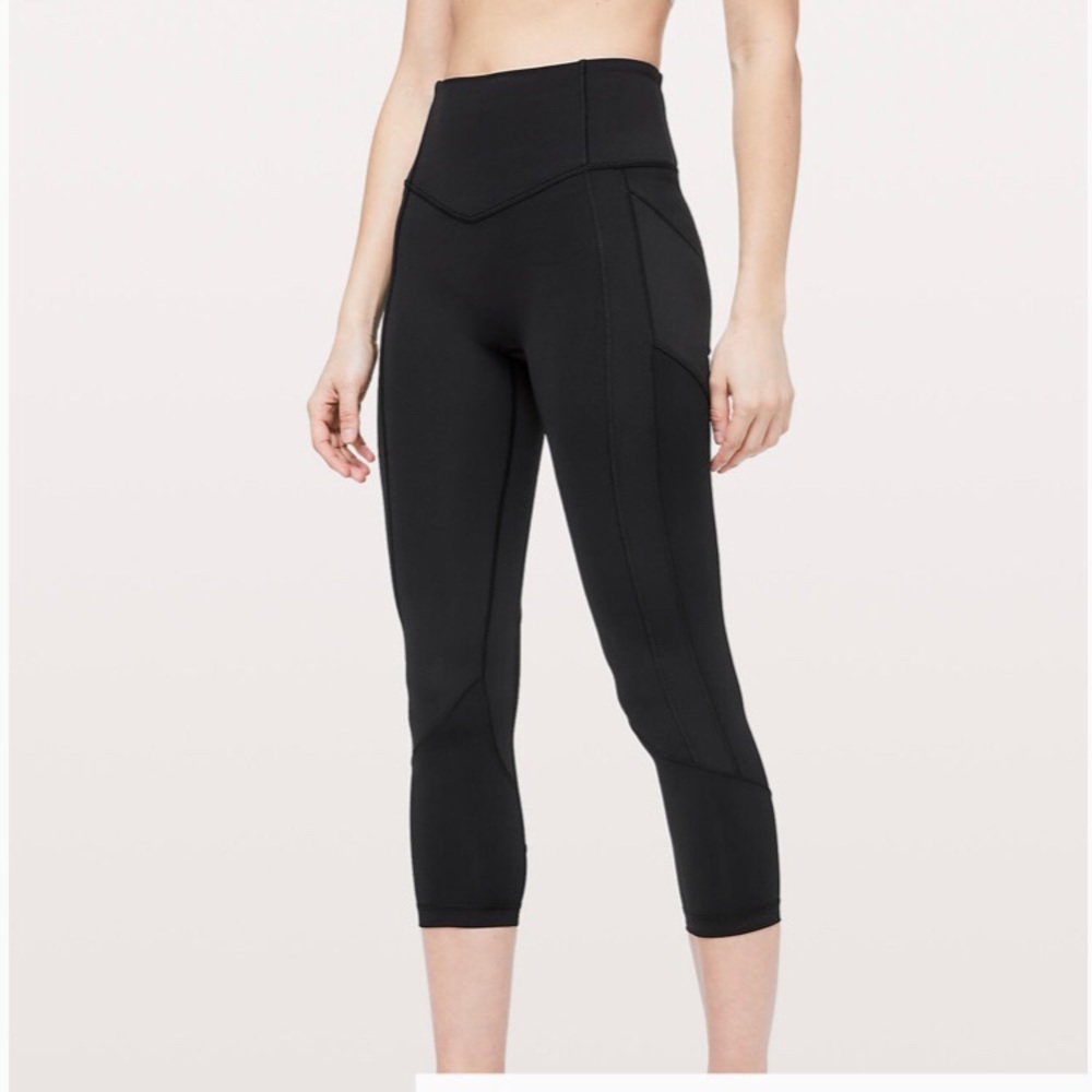 LuLu All the Right Moves Crop - Sz 6